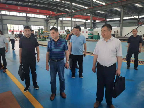 市政协专题调研组来凤调研职业教育发展情况